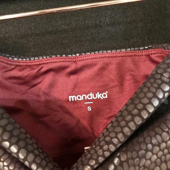 MANDUKA YOGA PANTS - SMALL & MEDIUM- BRAND NEW !!! - Picture 4 of 6